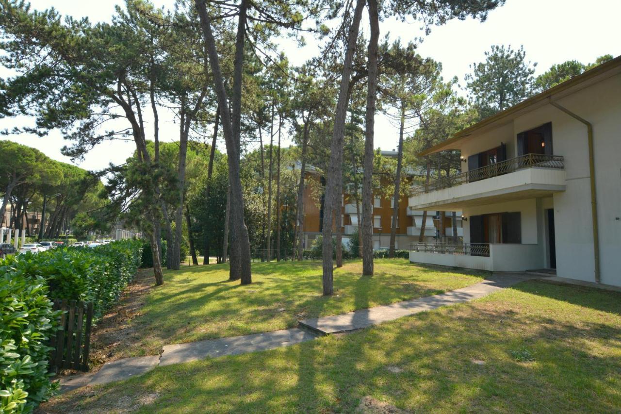 Lignano Riviera Comfort Apartment Lignano Sabbiadoro Bagian luar foto